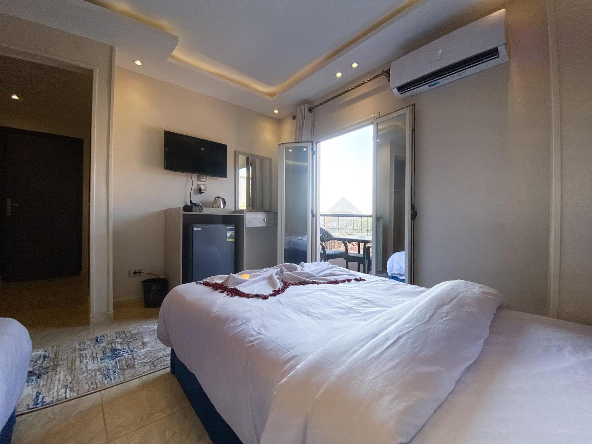 Young Pharaoh View Inn Kairo Exterior foto